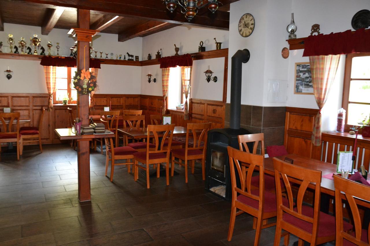 Podskalni Mlyn Hotel Ostopovice Екстериор снимка